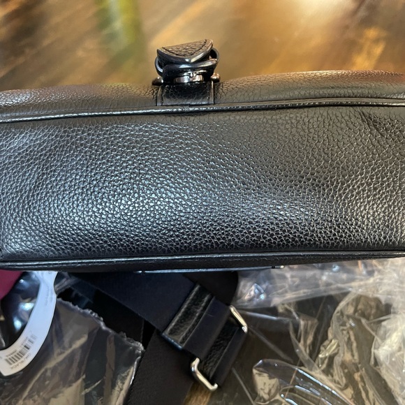 Coach crossbody - Picture 3 of 6